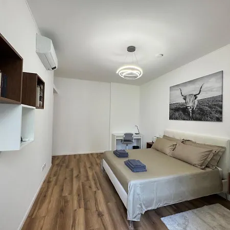 Modern In A Setting Appartement Milan